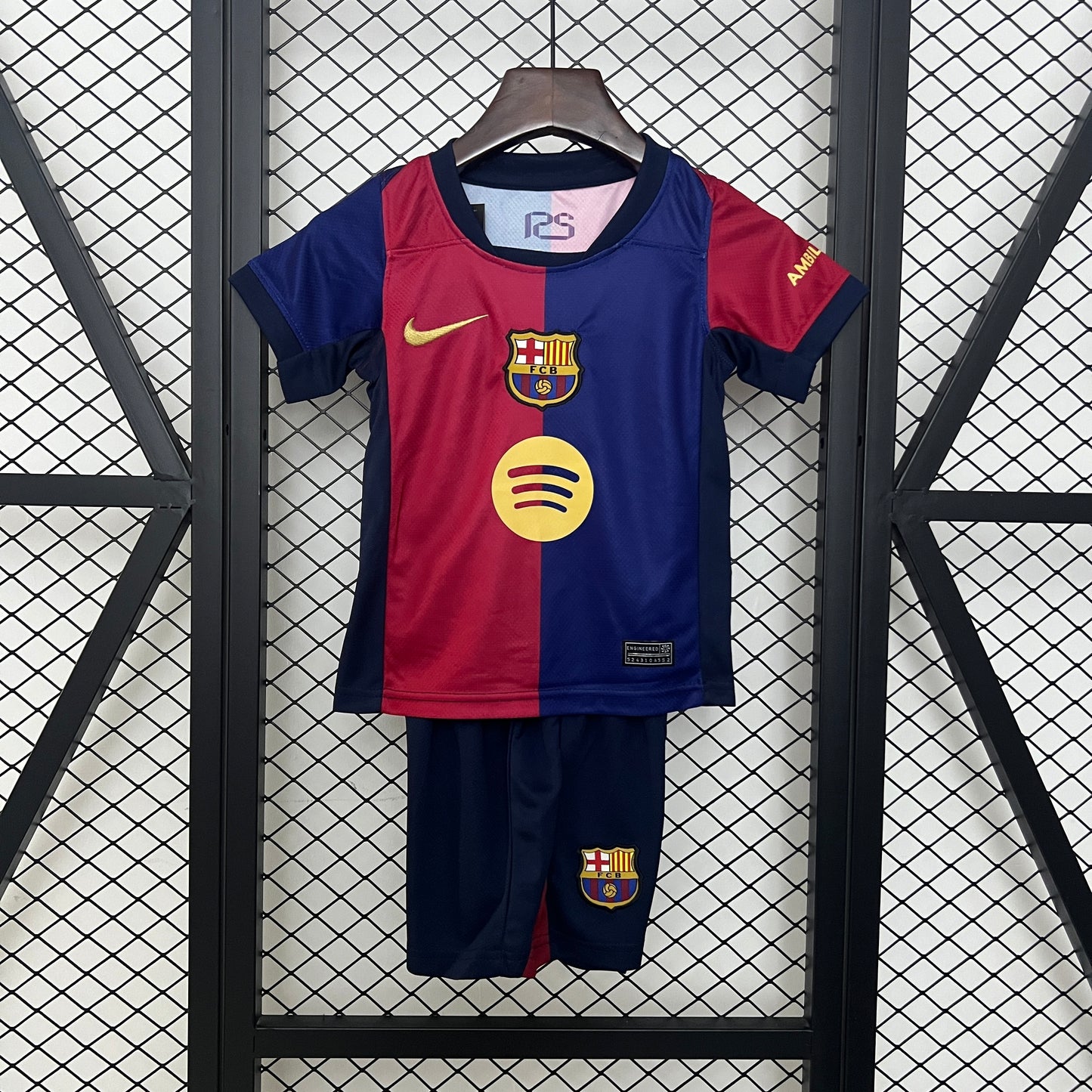24-25 kids Barcelona home