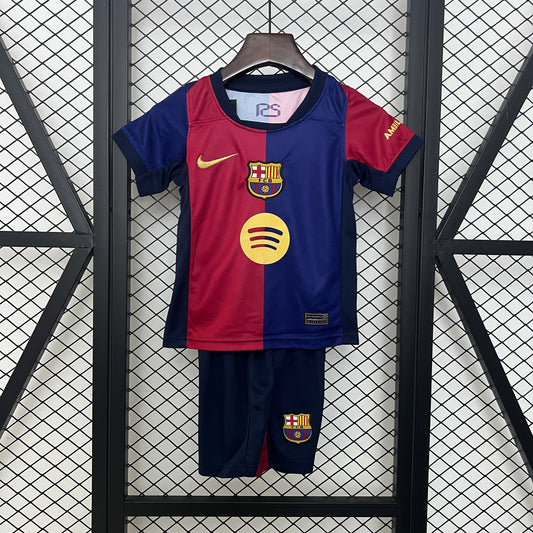 24-25 kids Barcelona home