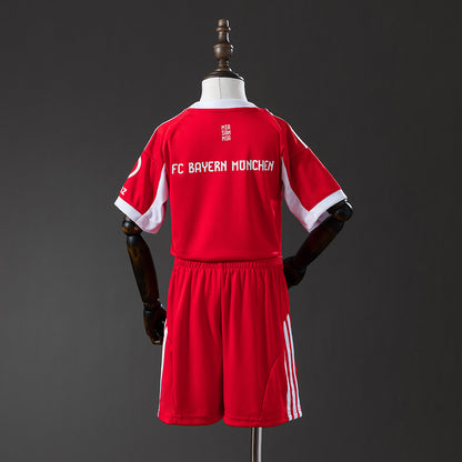 25-26 kids Bayern Munich home
