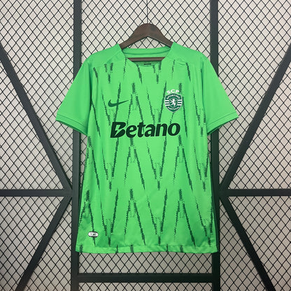 24-25 Sporting Lisbon Third away detail