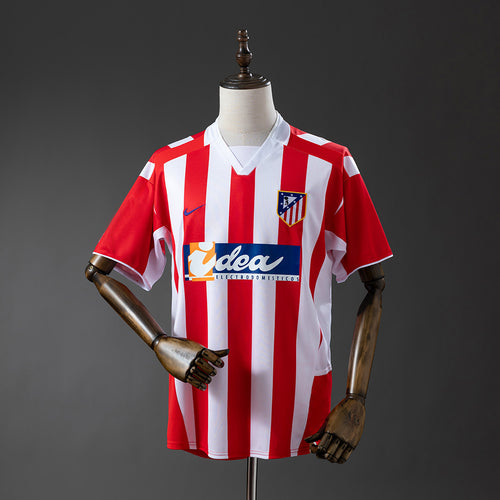Retro Atletico Madrid 02-03 Home detail