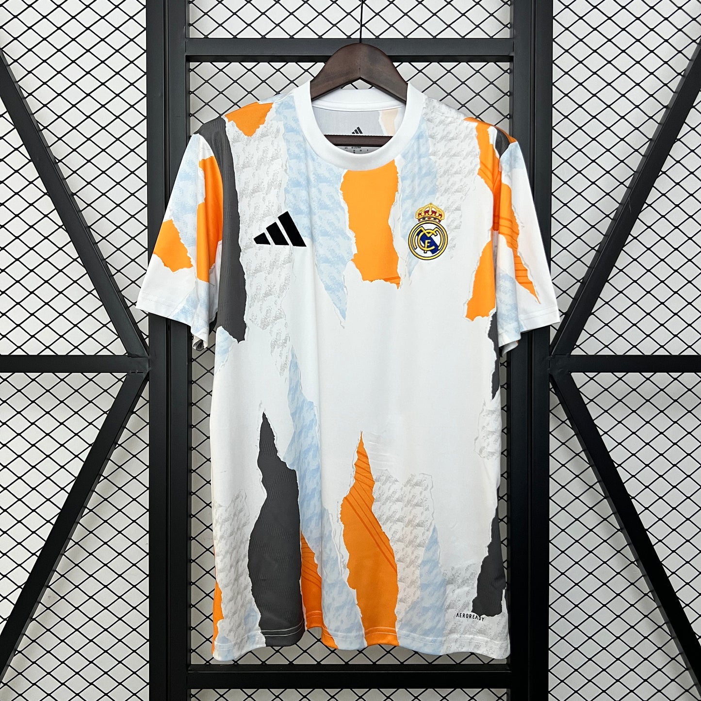 24-25 Real Madrid training suit detail