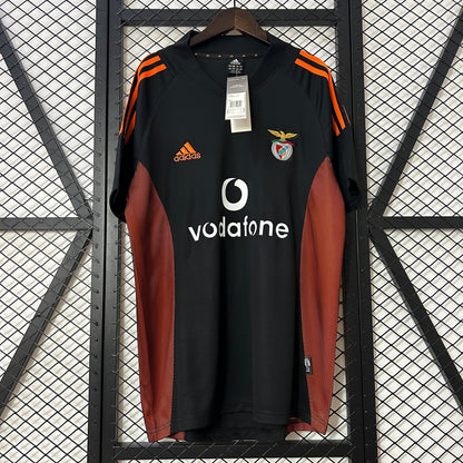 Retro Benfica 02-03 away detail