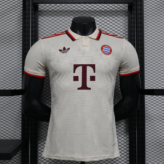 24-25 Player Bayern Munich Third Away