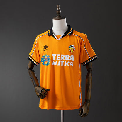 Retro 99-00 Valencia Away detail
