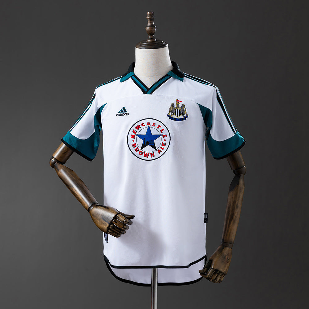 Newcastle United 99-00 Away Retro Jersey detail