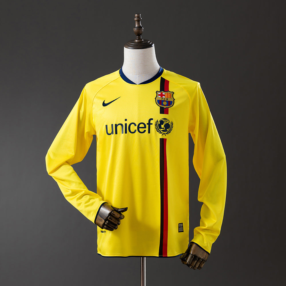 Retro long sleeve Barcelona 08-09 away detail