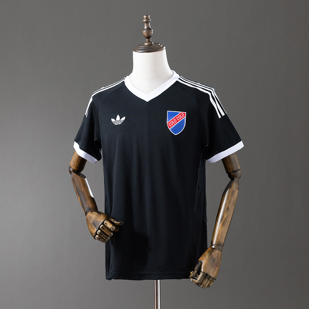 Colo Colo 25-26 Goalkeeper Black Jersey detail