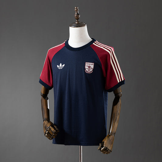 Arsenal Adicolor Classics Navy T-Shirt detail