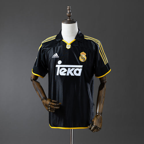 Retro Real Madrid 98-99 away detail