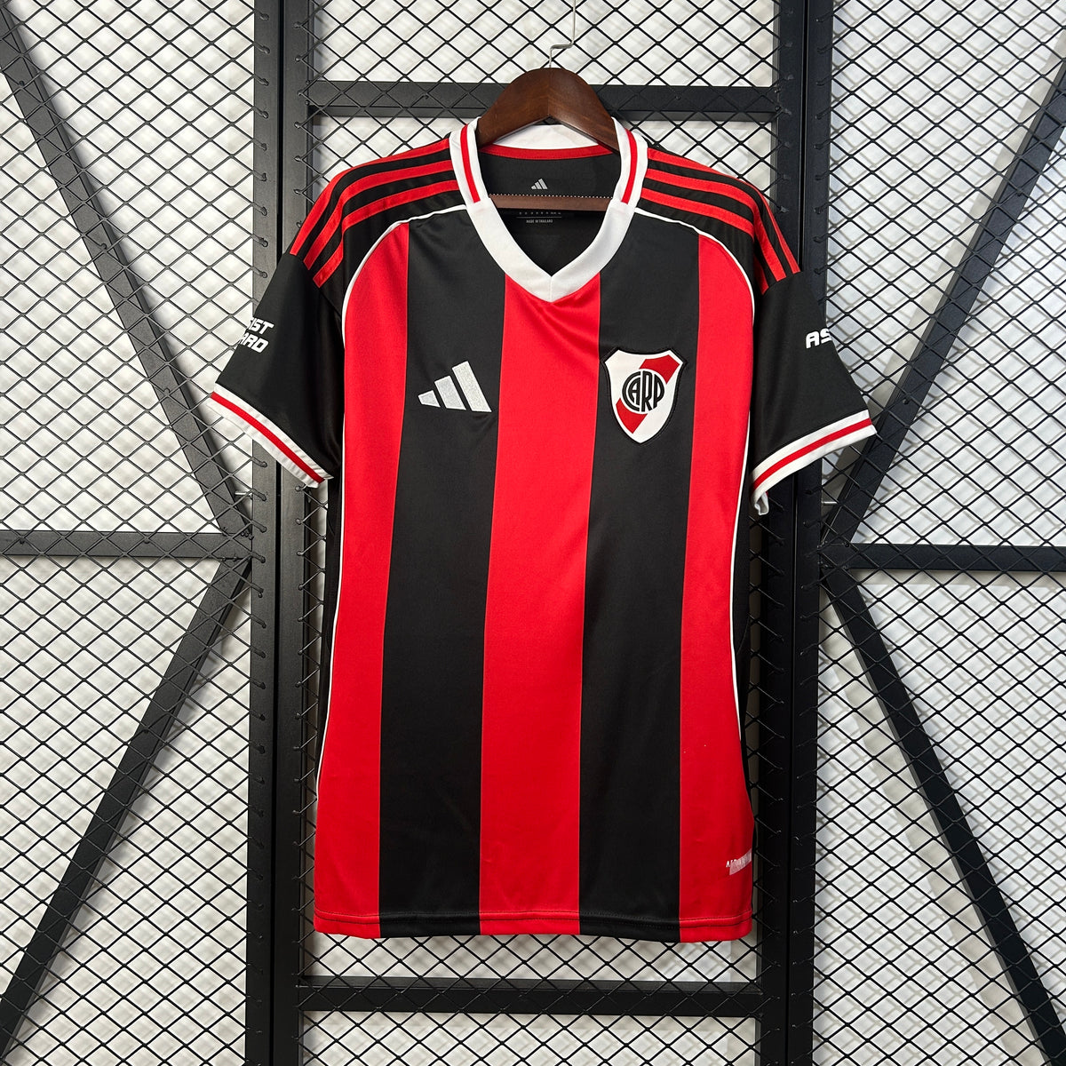 25-26 River Plate Away