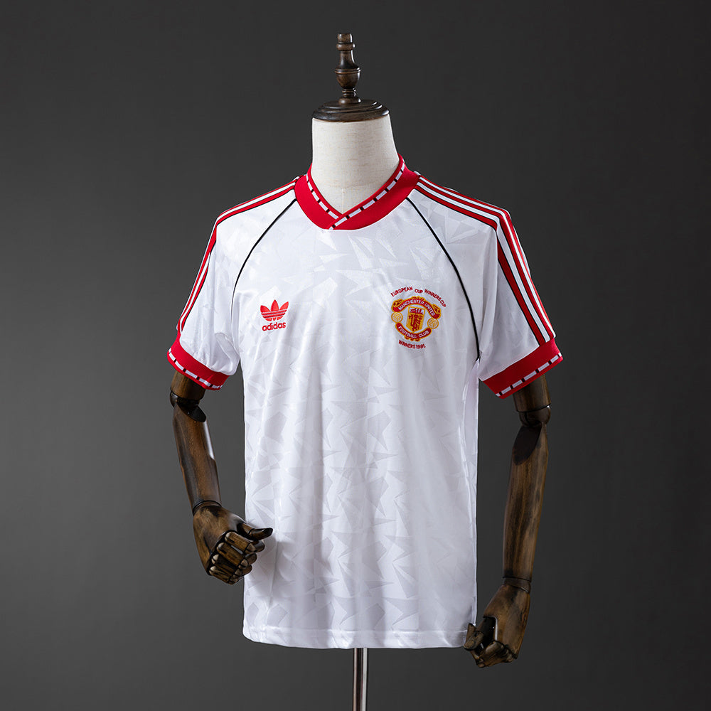 M-U 1991 Away Retro Jersey detail