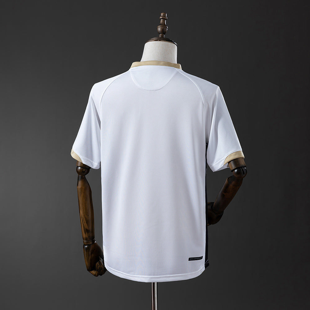 Retro M-U 06-07 away