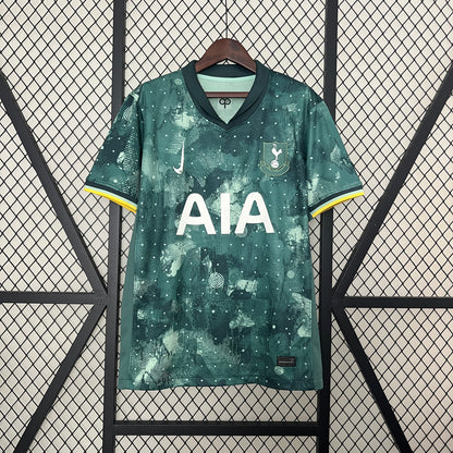 24-25 Tottenham Third Away detail