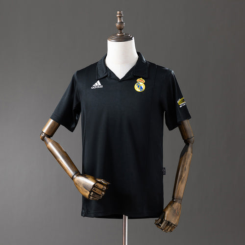 Retro Real Madrid 02-03 Champions League Away detail