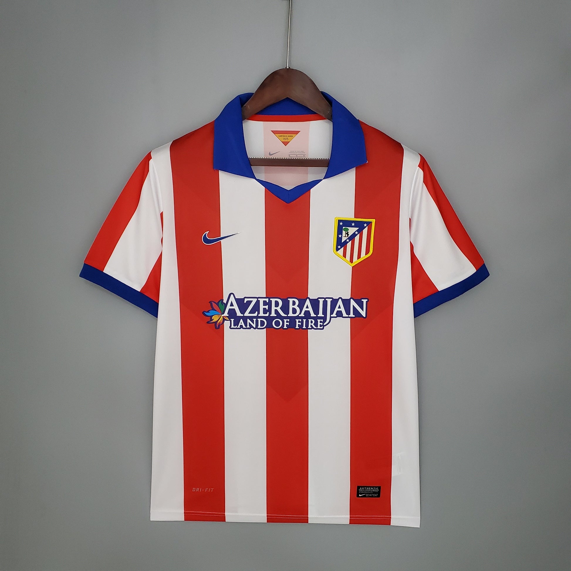 Retro Atletico Madrid 14-15 home detail