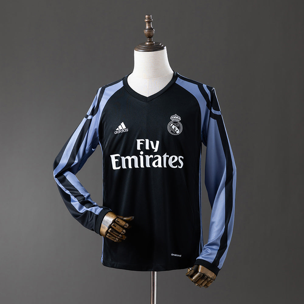 Retro Long Sleeve Real Madrid 16-17 Third Away detail