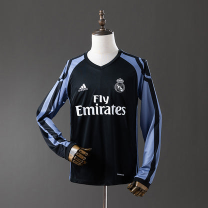Retro Long Sleeve Real Madrid 16-17 Third Away detail