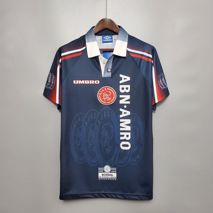 Retro Ajax 97-98 away detail