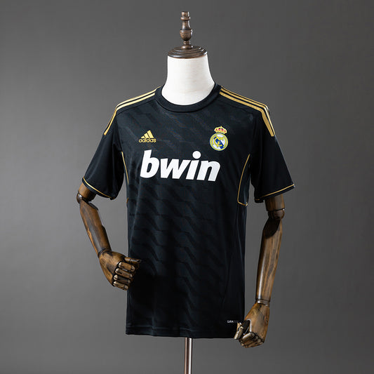 Retro Real Madrid 11-12 Away detail
