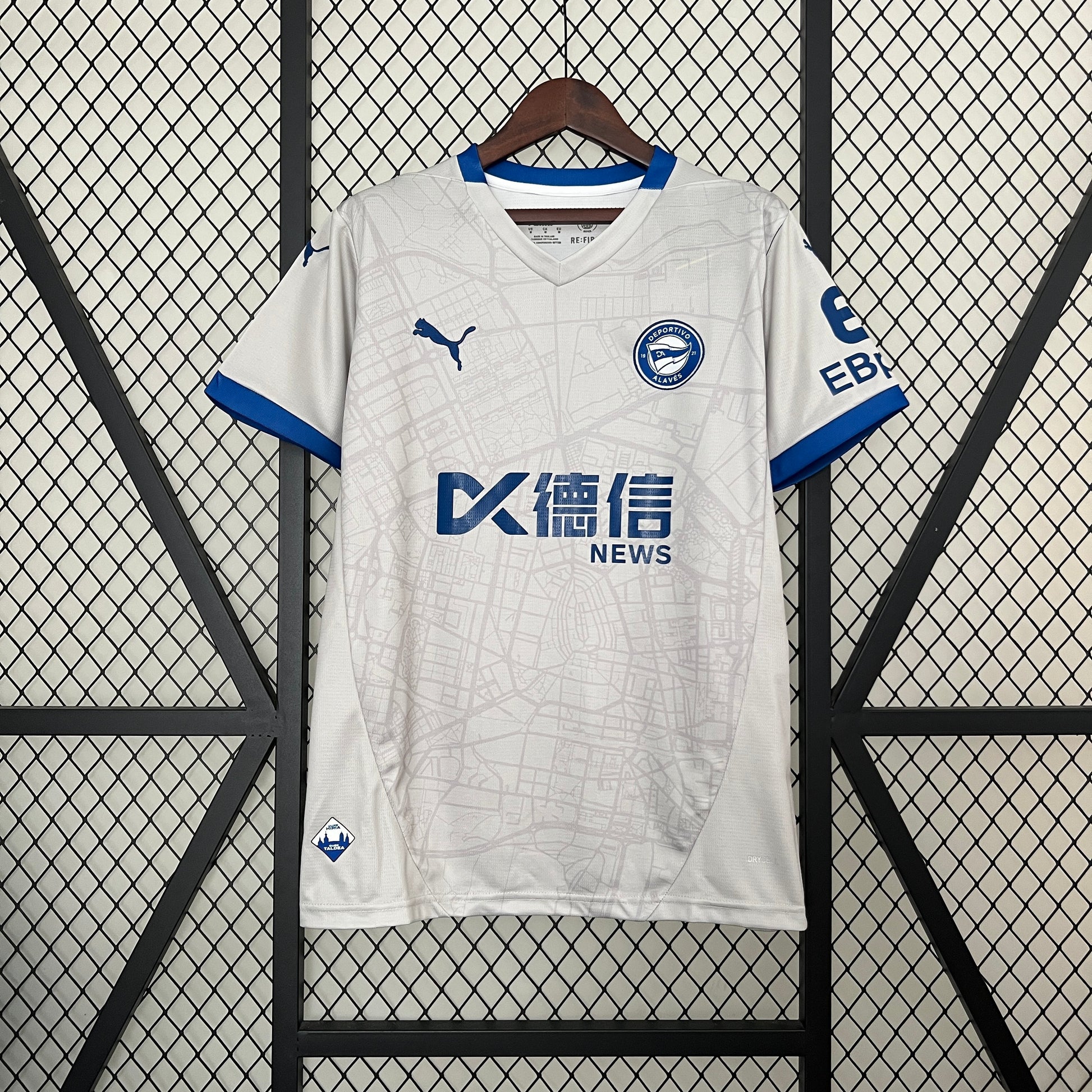 24-25 Alaves Away