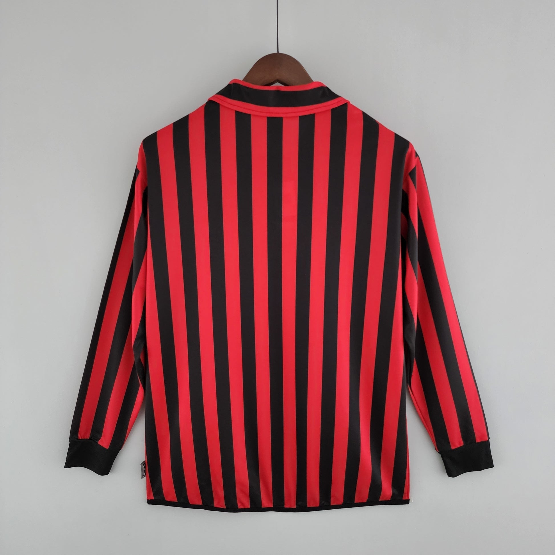 Retro Long Sleeve 99-00 AC Milan home detail