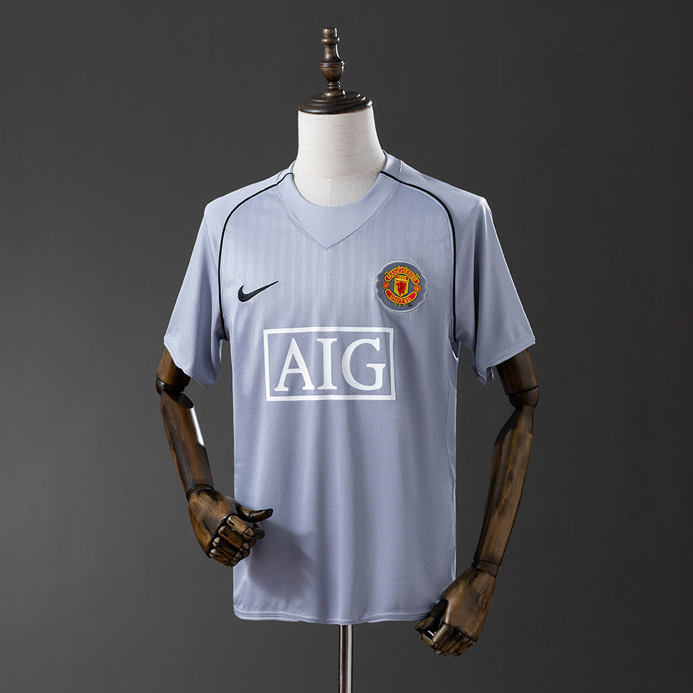M-U 2007 Goalkeeper Grey Retro Jersey detail