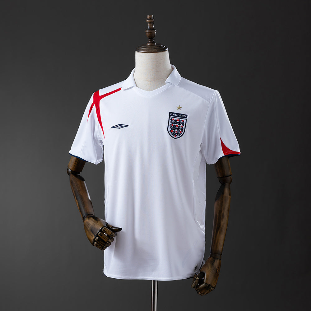 Retro 2006 England home detail