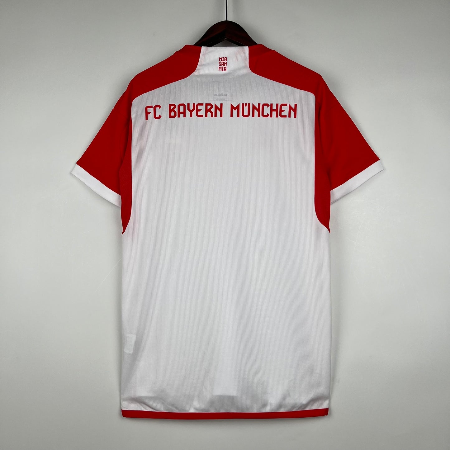 23-24 Bayern Munich Home detail