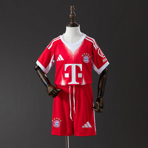25-26 kids Bayern Munich home detail