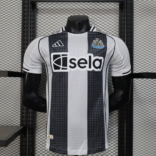 25-26 Player Newcastle United Home detail