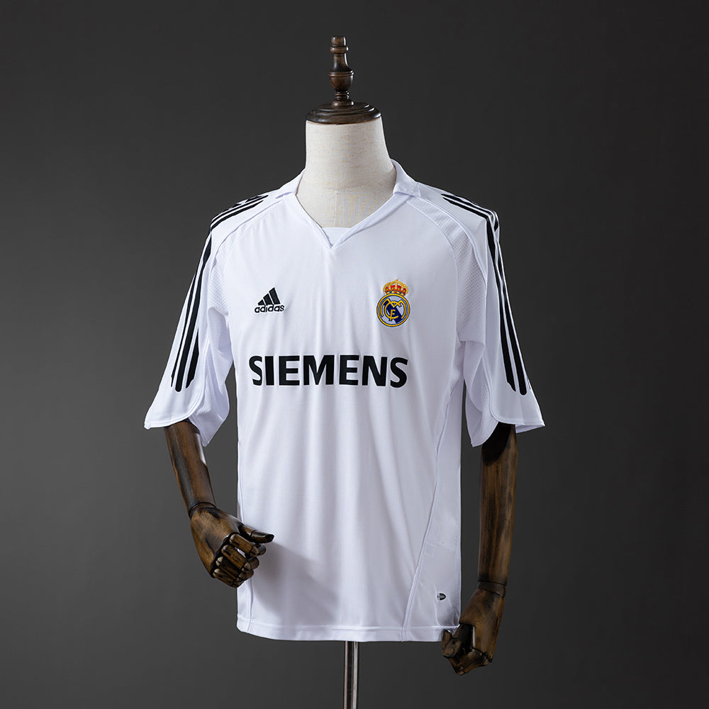 Retro Real Madrid 05-06 home detail