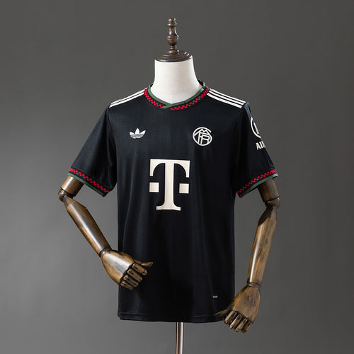 25-26 Bayern Munich third away detail