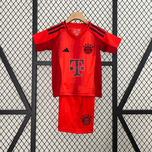 24-25 kids Bayern Munich home detail