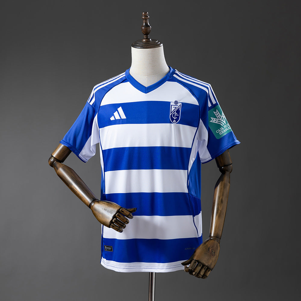 25-26 Granada away detail