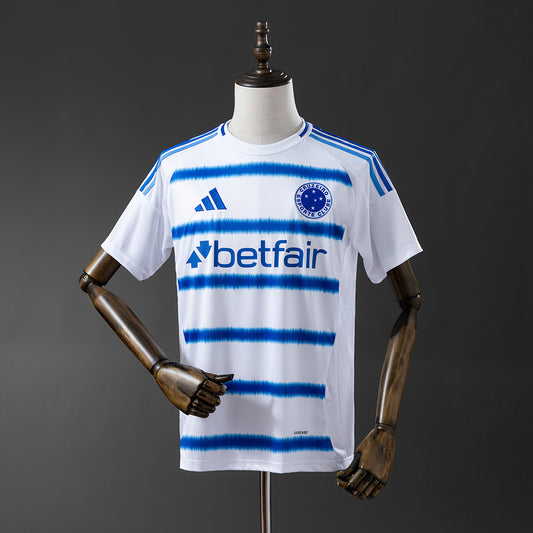 25-26 Cruzeiro away detail