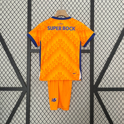 24-25 Kids Porto Away detail
