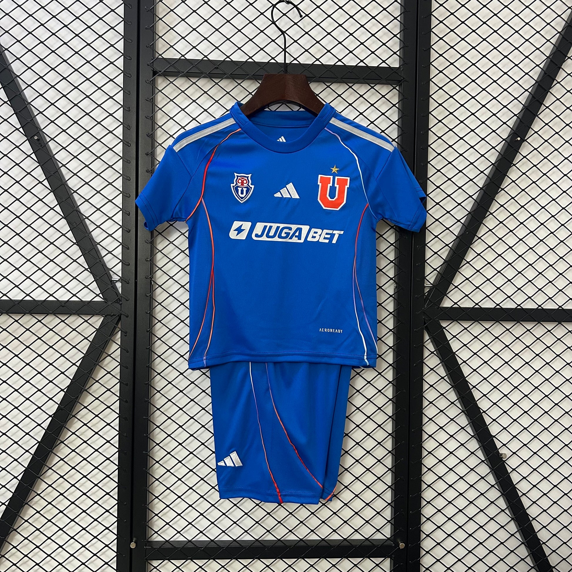 25-26 kids University of Chile home