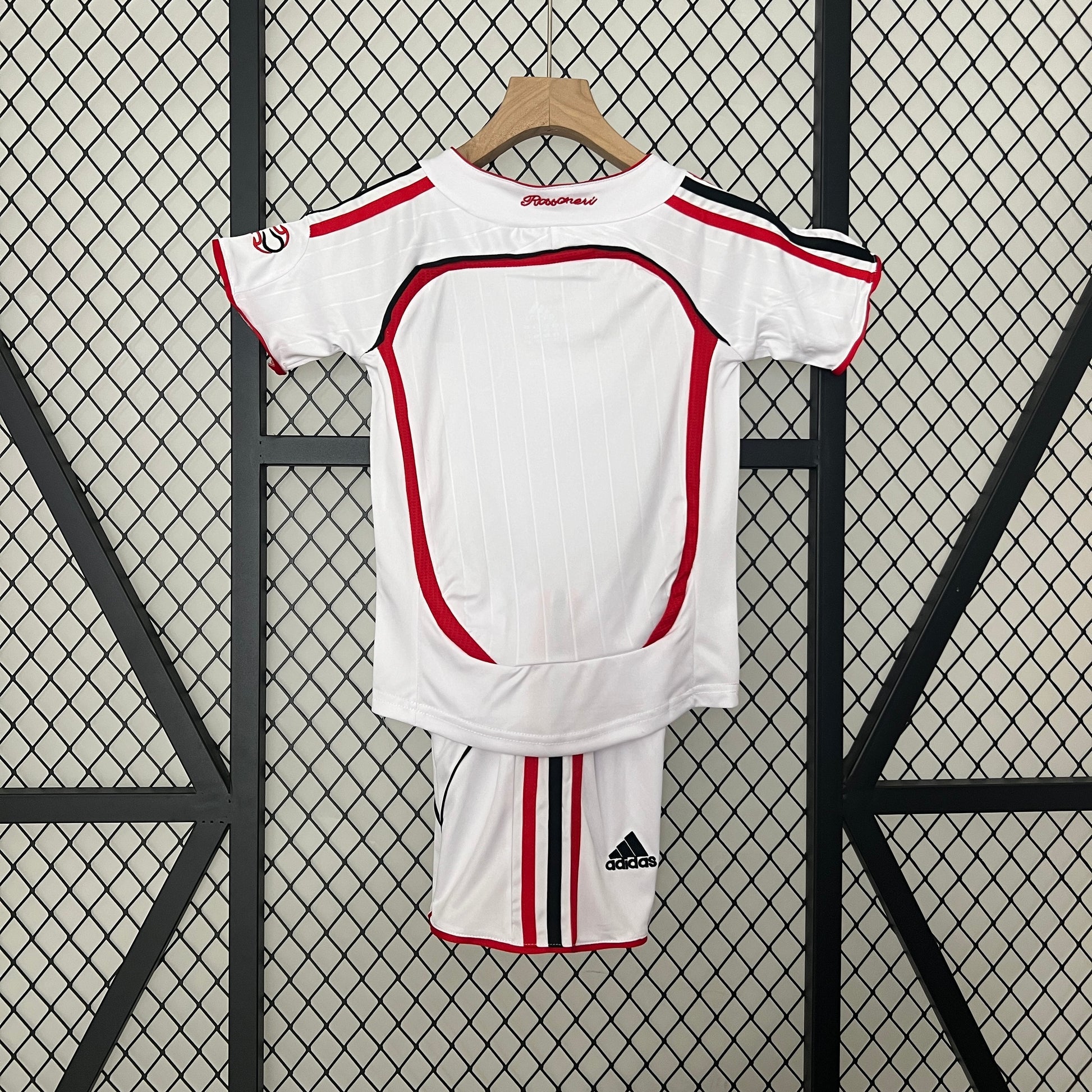 kids AC Milan 06-07 Champions League away detail