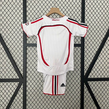 kids AC Milan 06-07 Champions League away detail