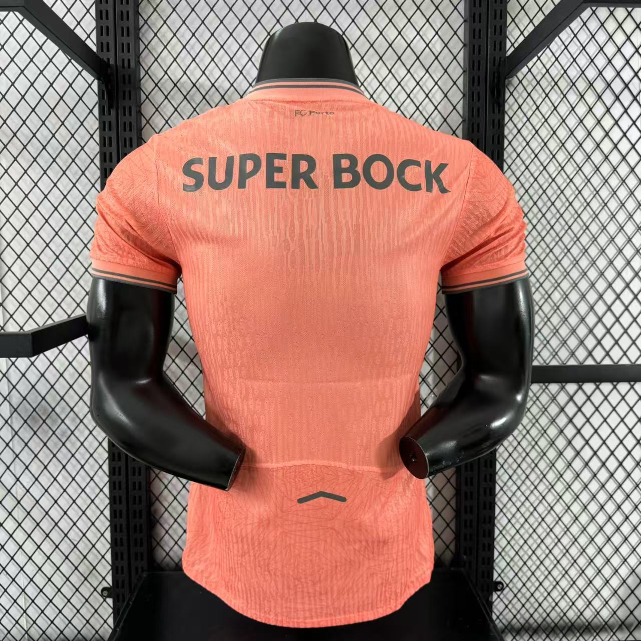 25-26 Player Porto Away detail