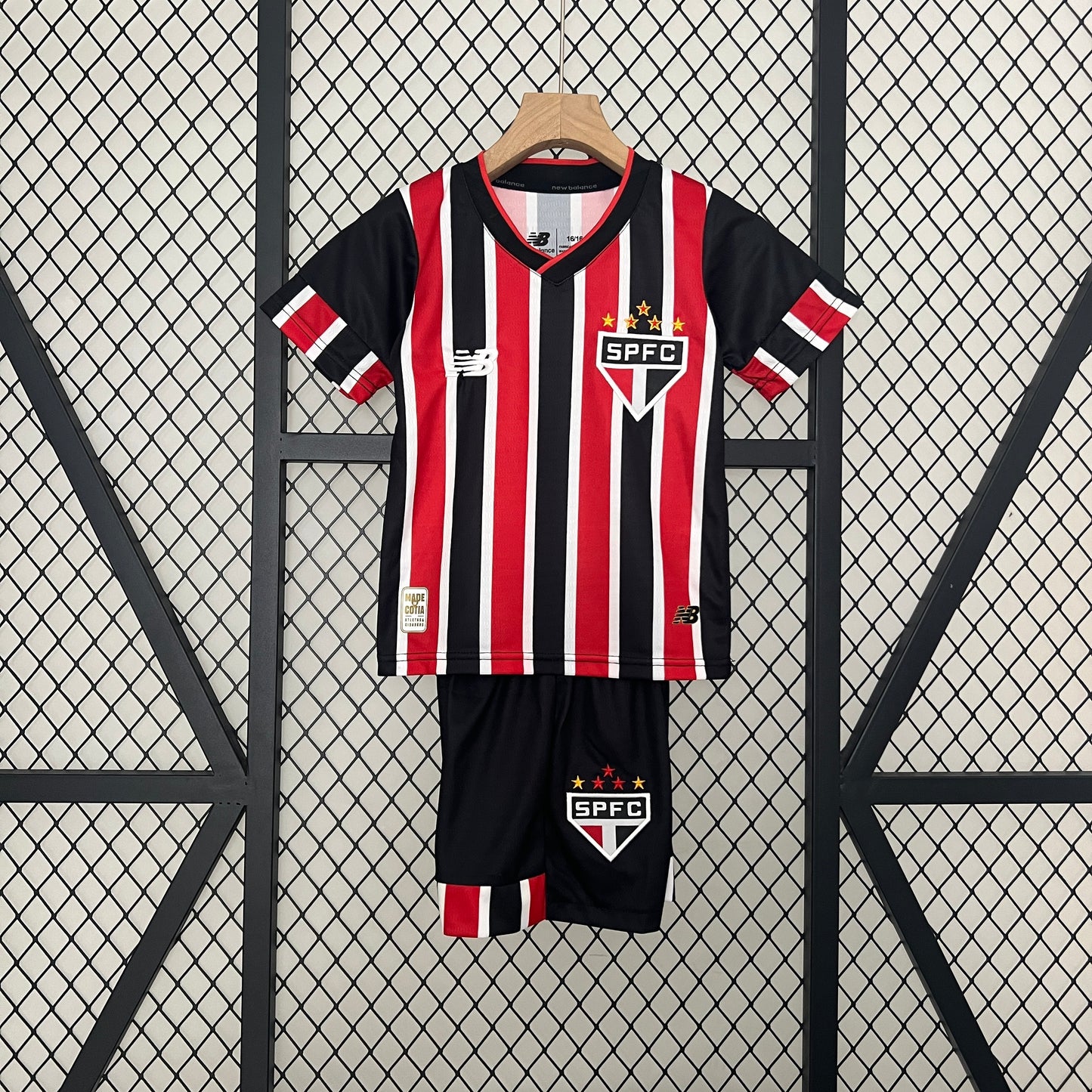 24-25 kids Sao Paulo away
