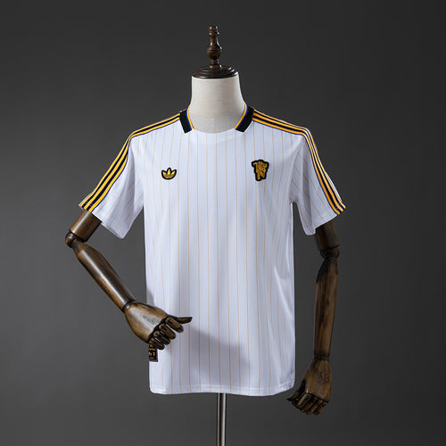 M-U 25-26 Cultural Shirt - White Jersey detail