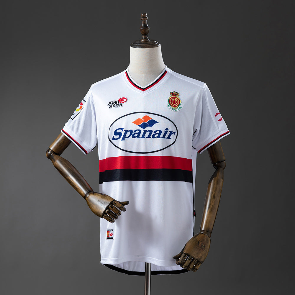 Retro Mallorca 01-02 White detail