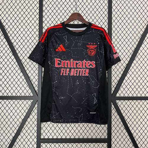 24-25 Benfica Away detail