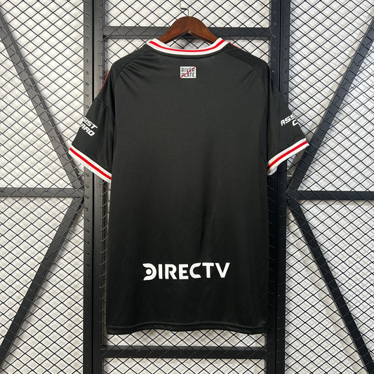 25-26 River Plate Away detail