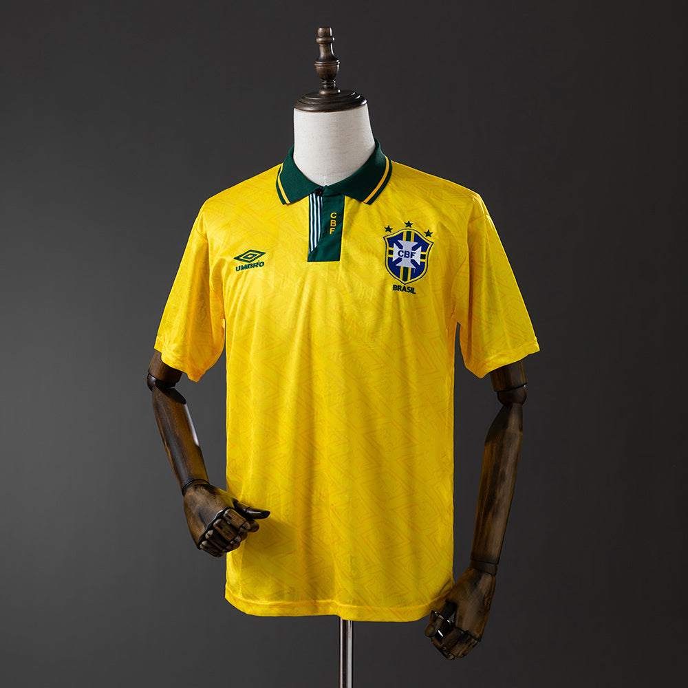 Retro Brazil 91-93 home detail