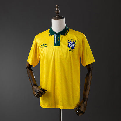 Retro Brazil 91-93 home detail