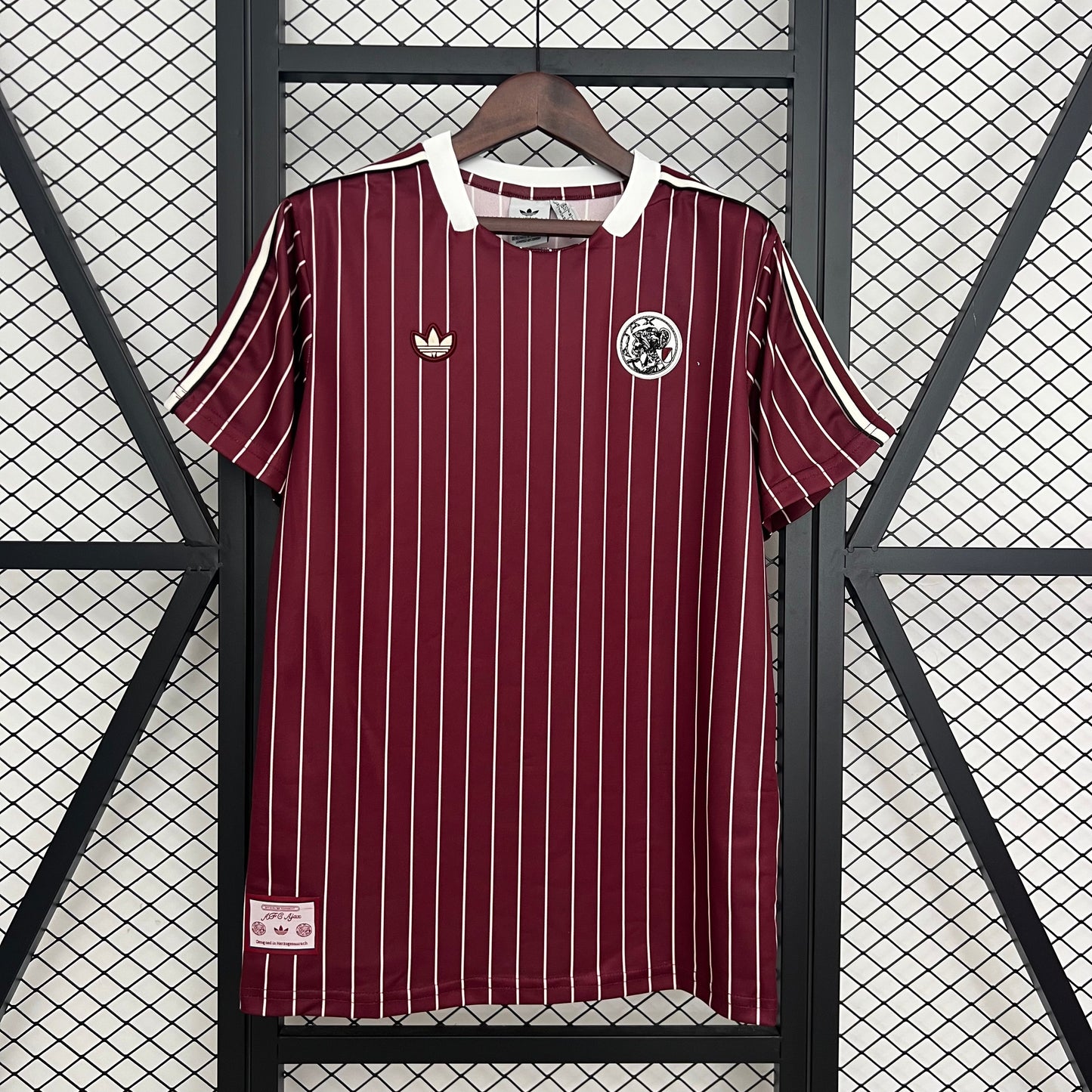25-26 Ajax Retro
