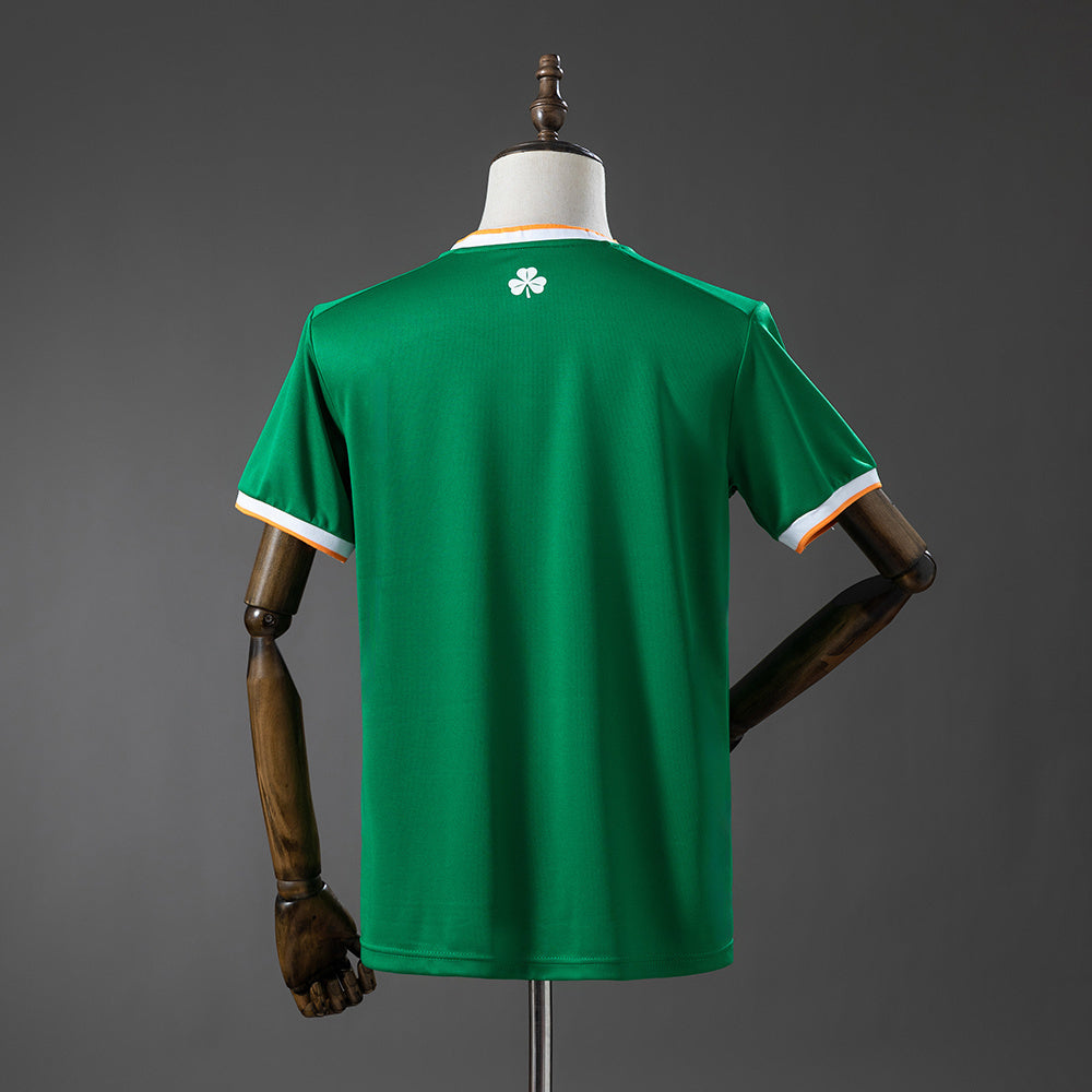 Ireland 26-27 Home Jersey detail